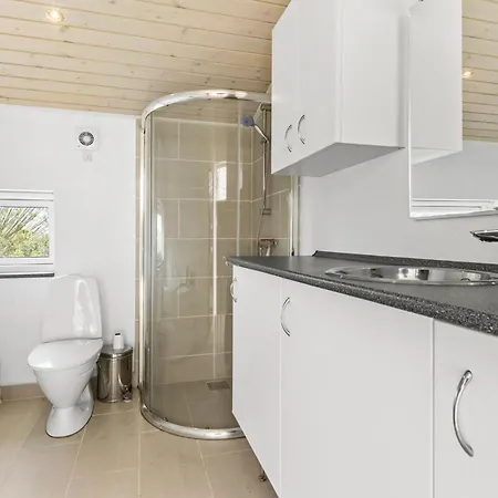 Stunning In With Sauna Stege